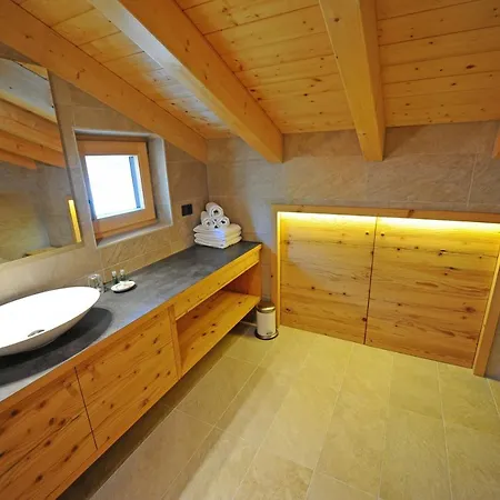 Mountain Apartment Hapeli Ortisei Exterior photo